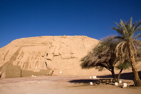 Antiguas ruinas y estatuas de Abu Simbel —  Fotos de Stock