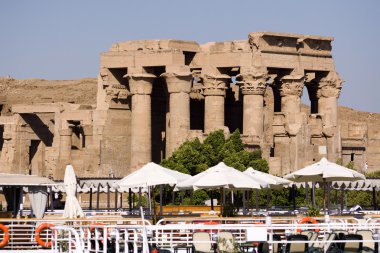 kom ombo antik kalıntıları