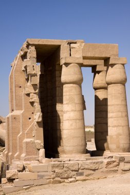 luxor antik kalıntıları