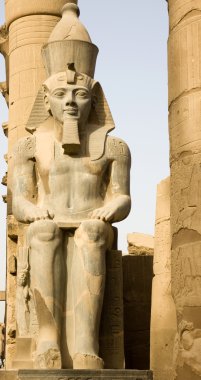 luxor antik kalıntıları