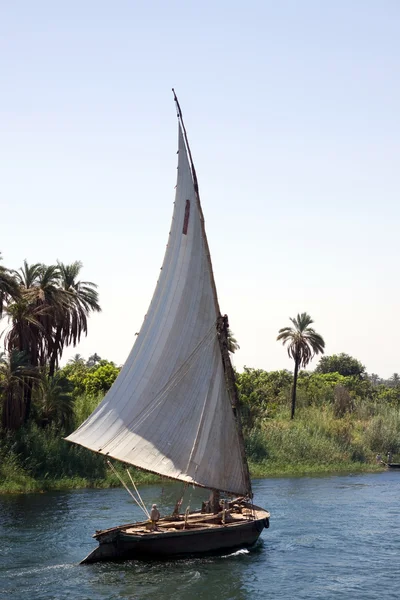 Ship on the river Nile — Stock Photo, Image