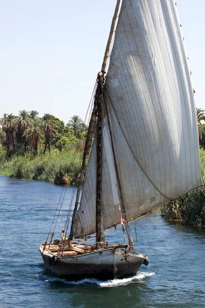 Navio no rio Nilo — Fotografia de Stock