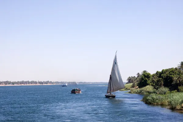 Nave en el río Nilo — Foto de Stock