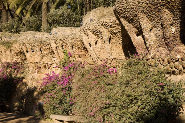 スペイン、バルセロナのグエル公園の部分 — ストック写真