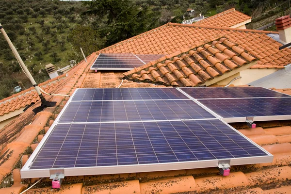 Paneles fotovoltaicos — Foto de Stock