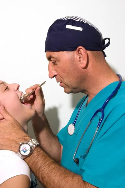 Doktor s pacientem — Stock fotografie