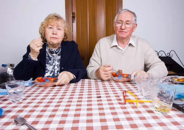 Couple à table — Photo