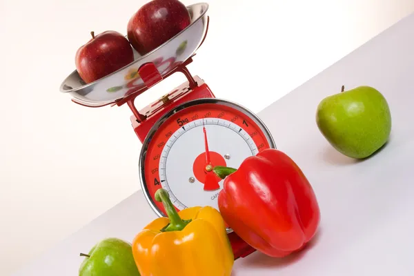 Diet meal and scales — Stock Photo, Image