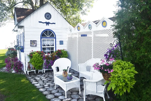 Nice garden shed. — Stock Photo, Image