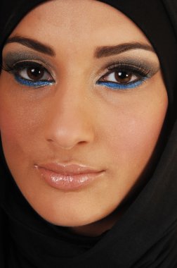 başörtüsü ile kız closeup.