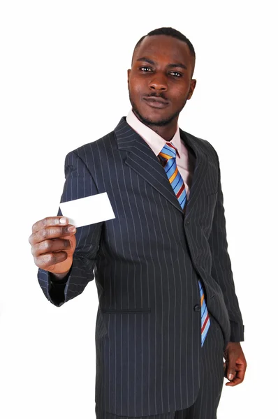 Чёрный мужчина с визиткой . — стоковое фото