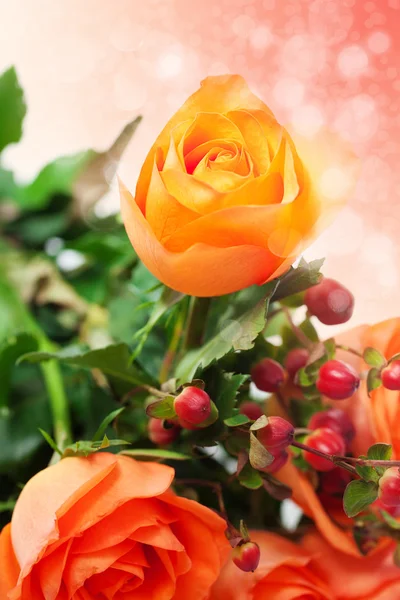 Buquê de rosas coloridas com bokeh — Fotografia de Stock