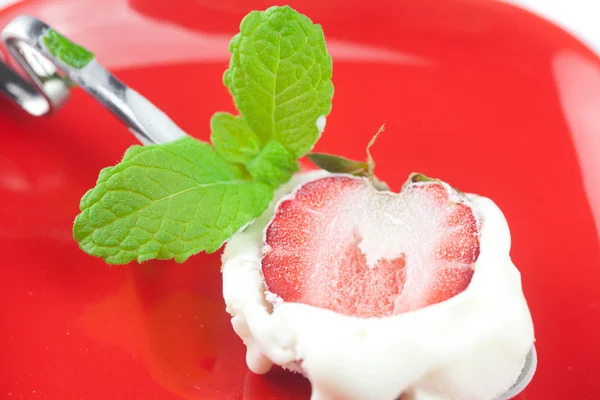 Ice cream with mint,spoon and strawberry — Stock Photo, Image