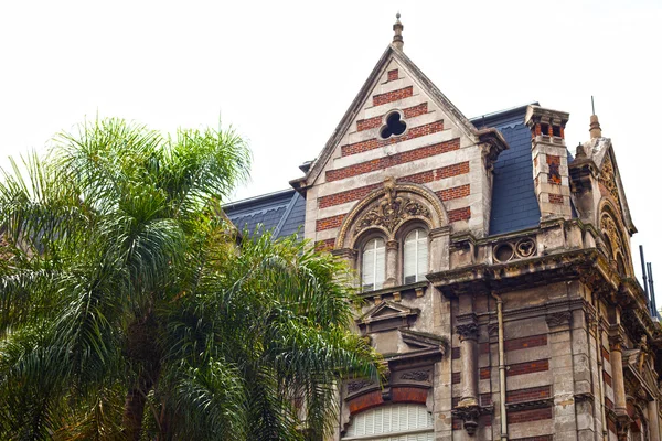 Edifício de estilo francês em Buenos Aires, Argentina — Fotografia de Stock