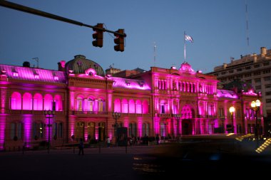 başkanlık sarayında, Casa Rosada, Buen pembe evin gece görünümü