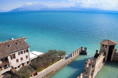 sirmione kalede su