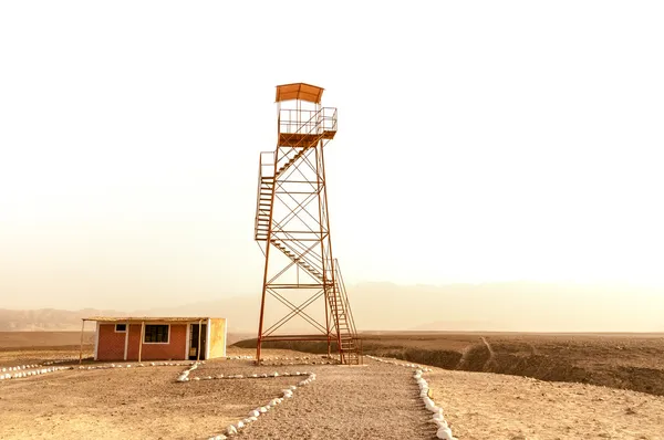 Woestijn wachttoren in nazca — Stockfoto