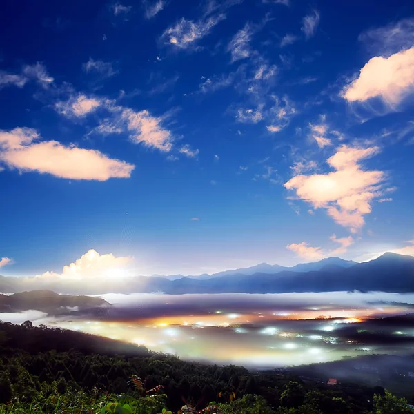 Jinlong mounain sonnenaufgang, Taiwan — Stockfoto