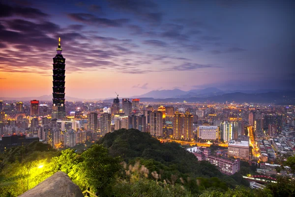 Taipei scena notturna con Taipei101 — Foto Stock