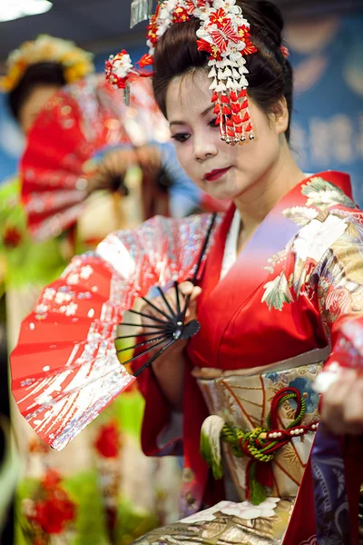 Spettacoli di danza tradizionale giapponese — Foto Stock