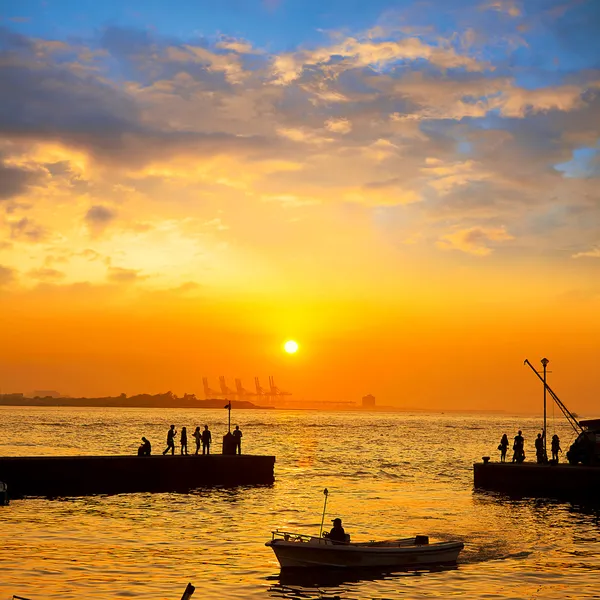Sunset in the port — Stock Photo, Image