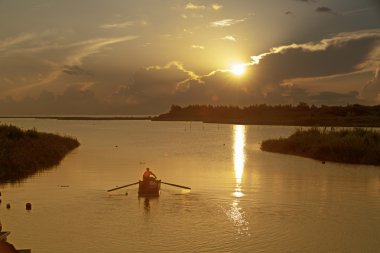güzel plaj ile beautful sunrise