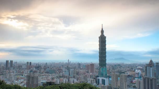 Тайбэй, Тайвань вечерний горизонт — стоковое видео