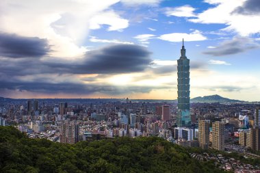 Taipei, Tayvan akşam manzarası