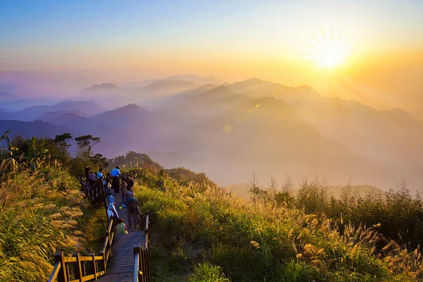 Prachtige zonsopgang — Stockfoto