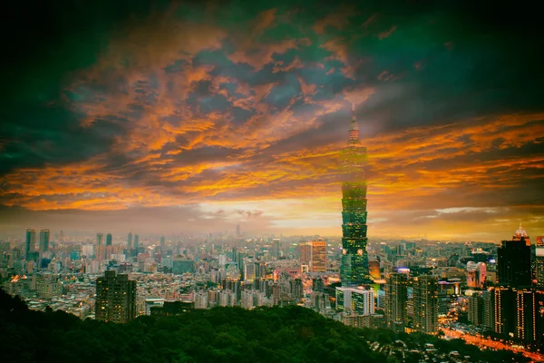 Skyline del distrito de Xinyi en Taipei — Foto de Stock