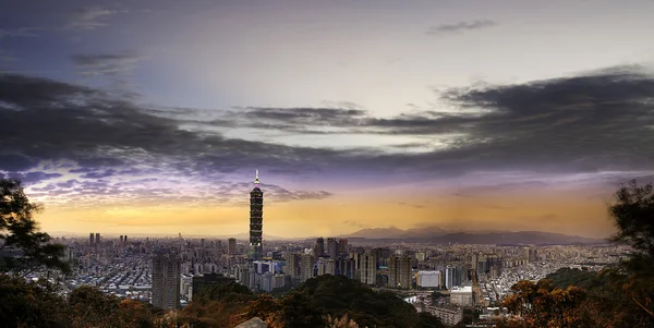 Vista completa de Taipei, noche de Taiwán — Foto de Stock