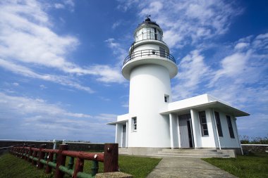 Deniz feneri ile güzel gök