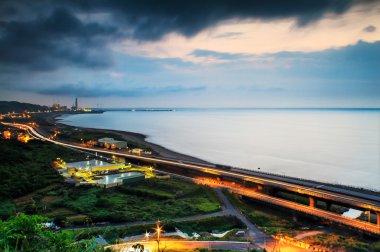 panoramik plaj manzarası ve Otoban
