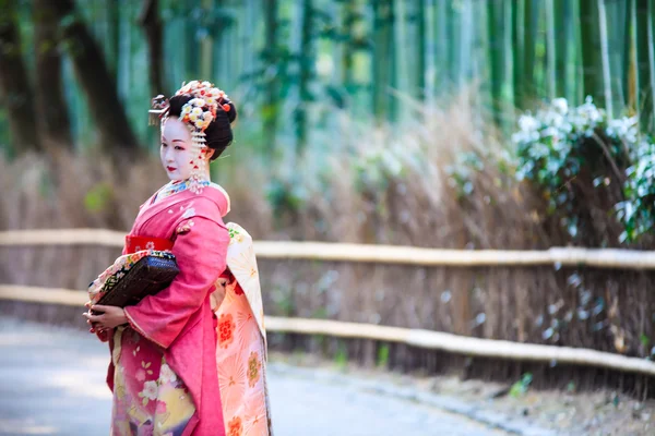 El bosque de bambú de Kyoto, Japón — Foto de Stock