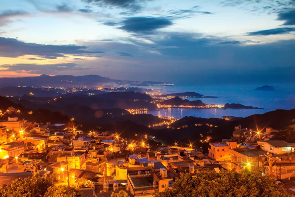 海边小镇山景在九分 — 图库照片