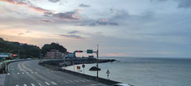 Shuinan-dong Taibu Sahil Yolu, New Taipei Şehri - 28 Temmuz 2022 Shuinan-dong Taibu Sahil Yolu, New Taipei Şehri, Tayvan