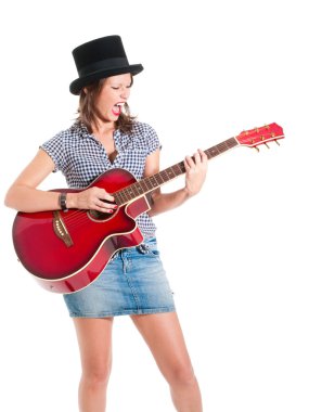 gitar çalmak siyah top şapkalı kız çığlık