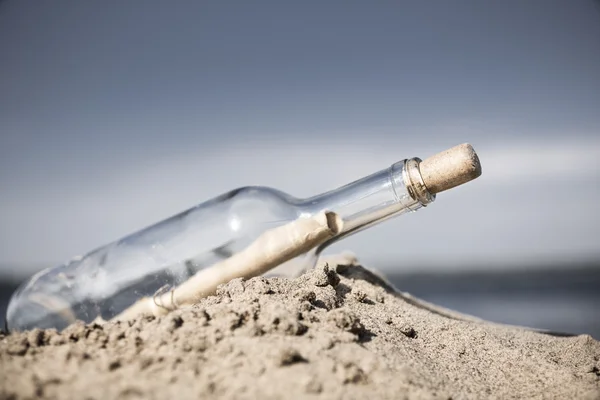 Message in a bottle — Stock Photo, Image