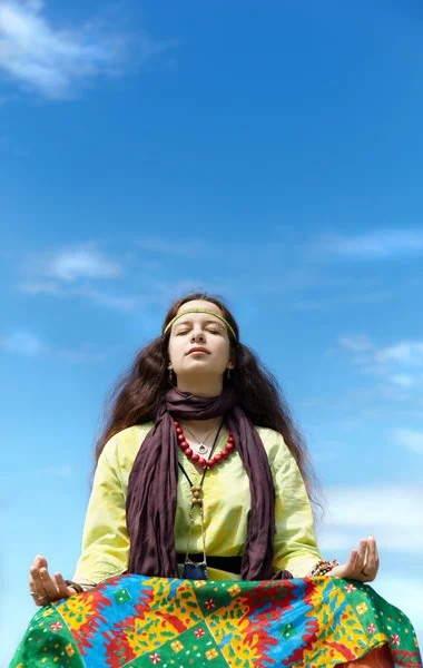 Hippie-Yoga — Stockfoto