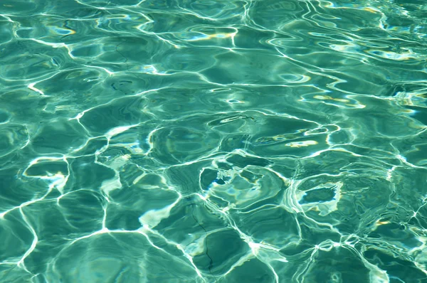 Água pura na piscina — Fotografia de Stock