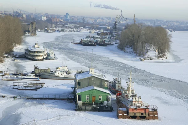 Frosty river Volga in winter — Stock Photo, Image