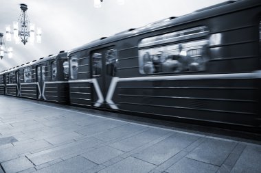 Metro.
