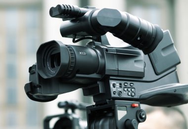 profesyonel video kamera