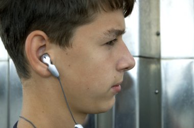 çocuk veya genç kulaklıklar