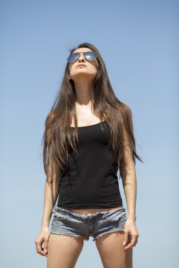 serin genç seksi kadın