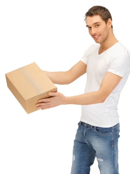 Homem bonito com caixa grande — Fotografia de Stock