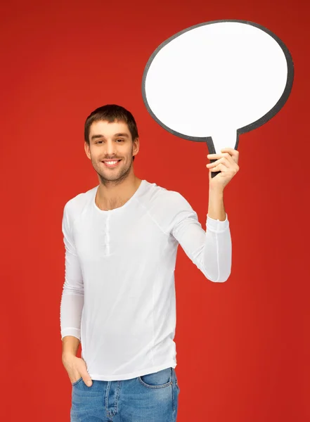 Homem sorridente com bolha de texto em branco — Fotografia de Stock