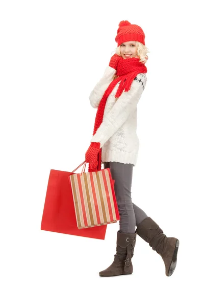 Jeune fille avec des sacs à provisions — Photo