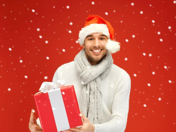 クリスマス帽子でハンサムな男 — ストック写真