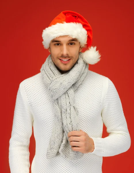 Hombre guapo en sombrero de Navidad —  Fotos de Stock